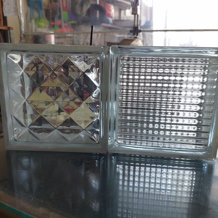Pilihan- Glassblock Mulia