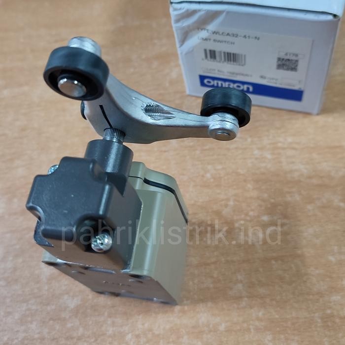 Limit switch WLCA32 41 N Omron original WLCA 32 41N