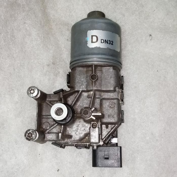 DINAMO WIPER MOTOR WIPER FORD FIESTA 1.6L BAGIAN DEPAN 8A61-17B571-BB