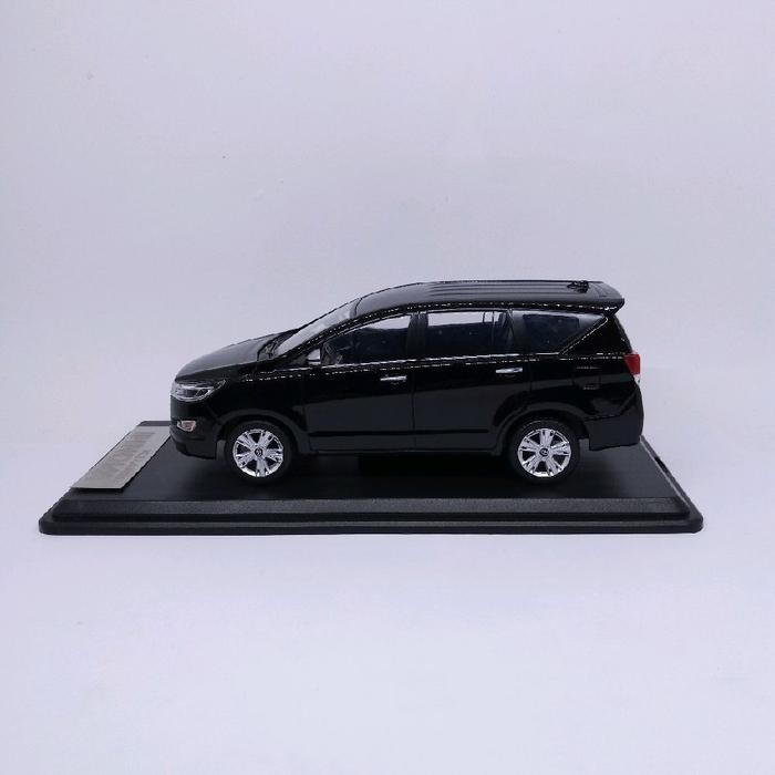 Diecast Miniatur Mobil Toyota Kijang Innova Reborn 2016 Hitam Murah