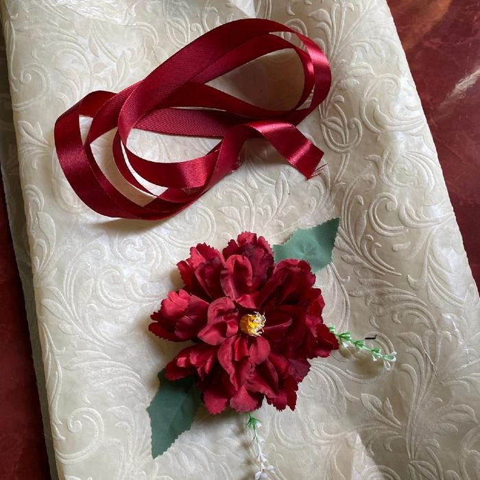 isi 4 hidden seserahan emboss, seserahan pernikahan, hidden seserahan, box hidden seserahan Kain