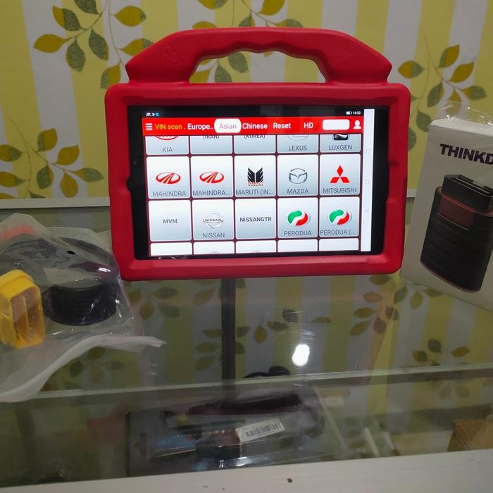 Scanner Launch plus tablet