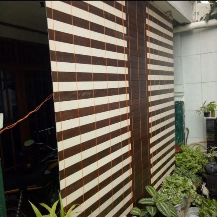 Krey tirai gulung outdoor penahan tampias hujan dan panas bahan PVC
