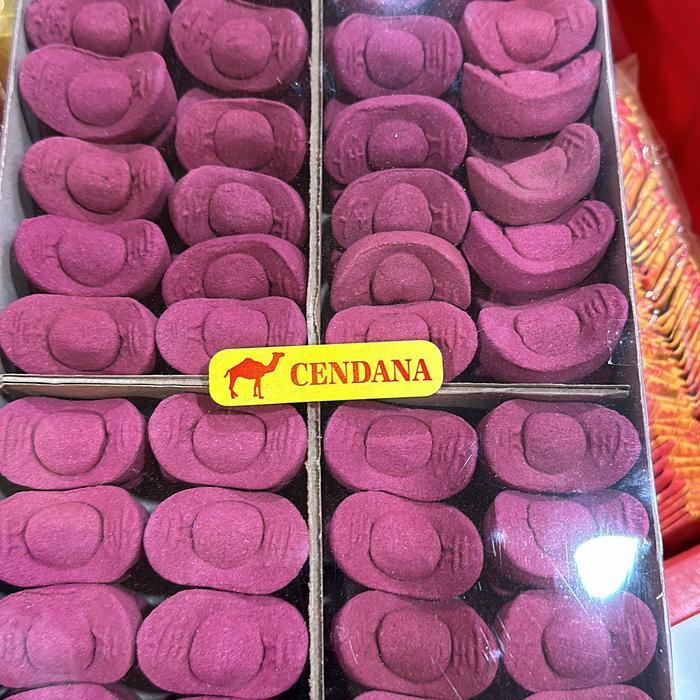 DUPA / HIO YENPAU CENDANA (SANDALWOOD) MERAH