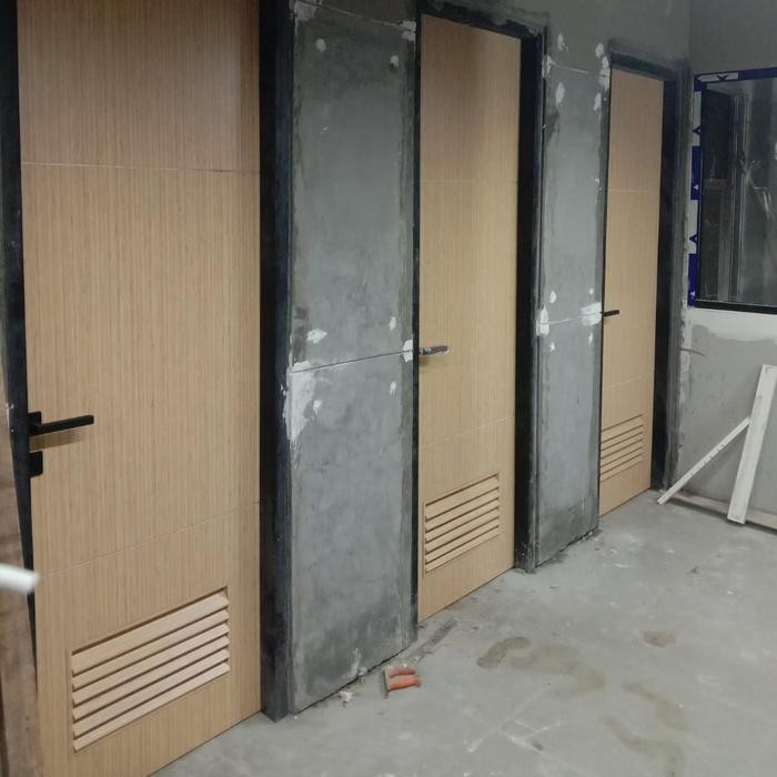 pintu kamar mandi hpl