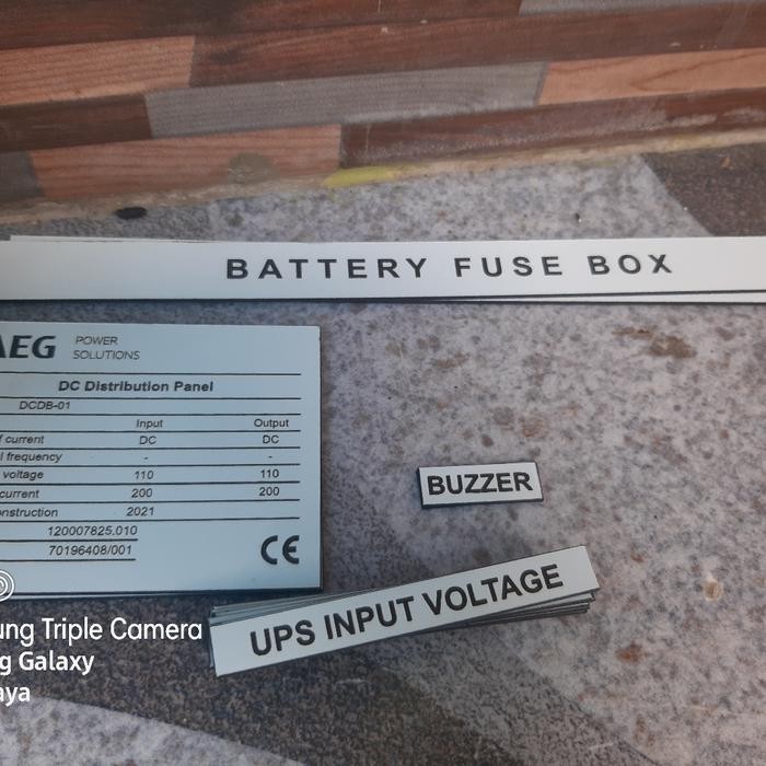 

New name tag gravofly/trafolyte Rp300/cm2