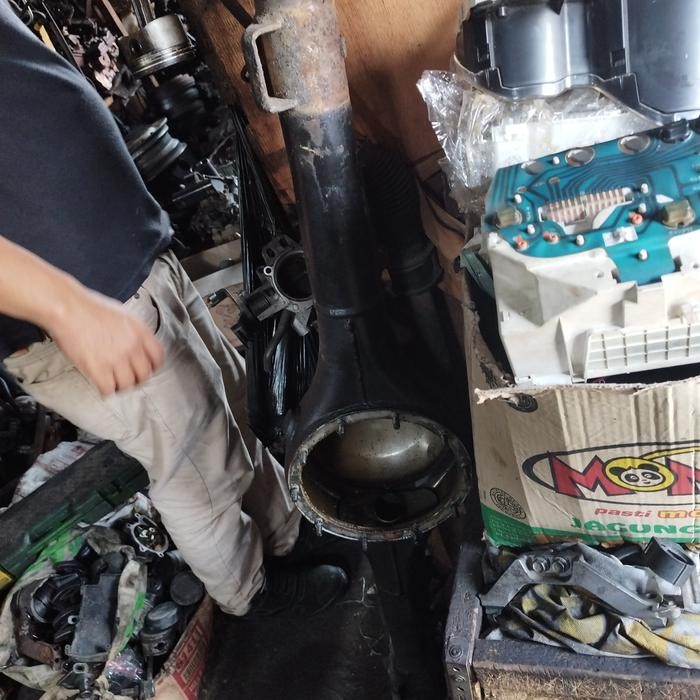 SLONGSONG GARDAN SRUBUNG MITSUBISHI L300 SOLAR