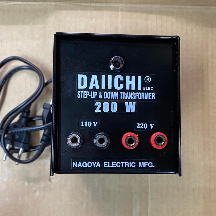 Step Down 220V-110V / Step Up 110V-220V Daiichi 200Watt