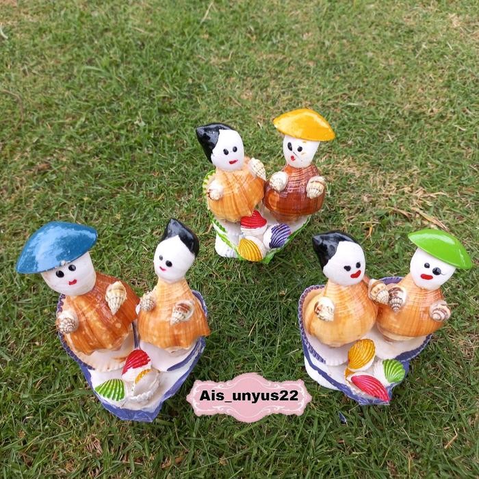 Boneka kerang / boneka kerang untuk hiasan / boneka prakarya dari kerang / boneka