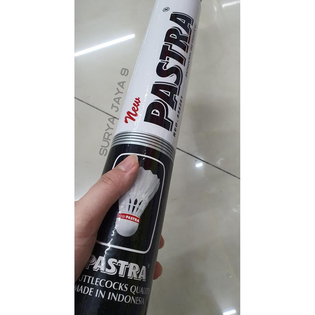 Kok Pastra Hitam Putih / Shuttlecock Pastra Hitam Putih Terlaris
