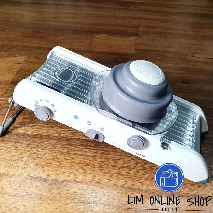 PEMOTONG SAYUR BUAH SERBAGUNA MANDOLINE ADJUSTABLE STAINLESS STEEL