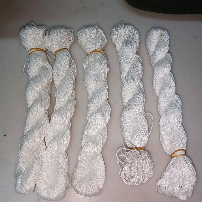 Benang Nilon D15 per ikat