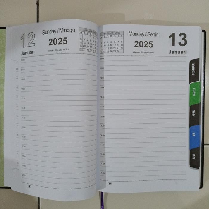 

Buku Agenda 2025 Deluxe Terbaru