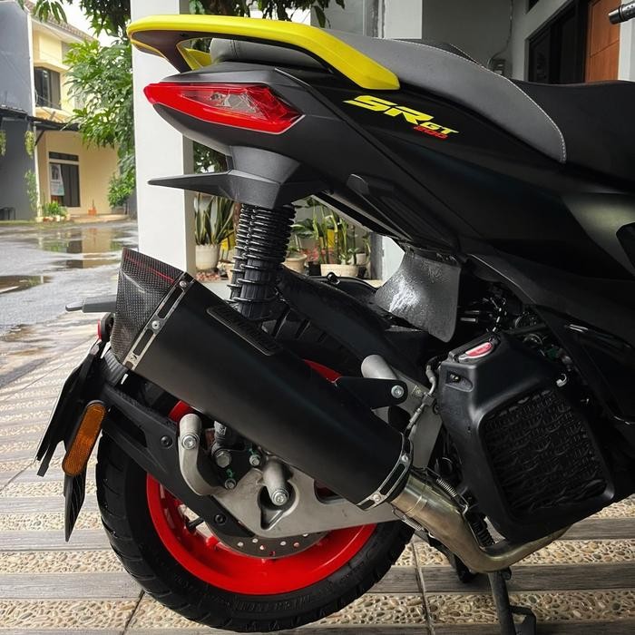 Langsung diproses KNALPOT UNKNOWN PRODUCT VELOCE BLACK FULL SYSTEM APRILIA SR GT200