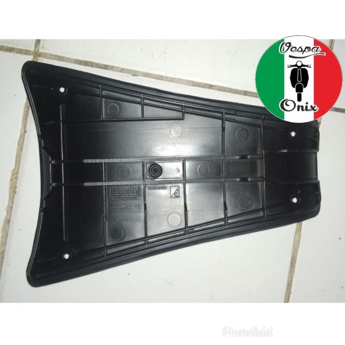 Tutup Aki Pijakan Kaki Vespa Gts Original Cover Aki