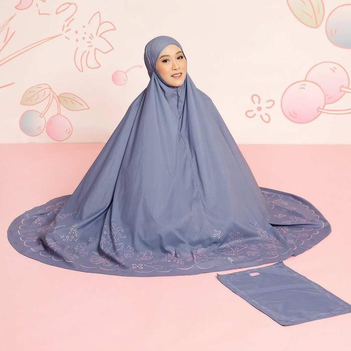 Lozy Hijab - Shadira Prayer Set (Mukena Set Travel Mini Pouch Parasut Lozy X Shadira Firdausi)