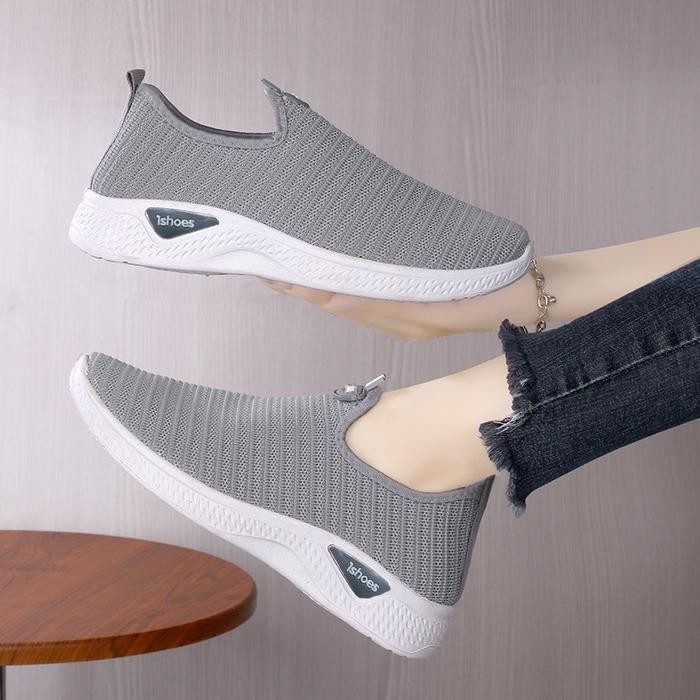 Donatello - Nw075 Sepatu Slip On Wanita Size 36-42 Simple Polos Ringan Olahraga Gym Korea Sport