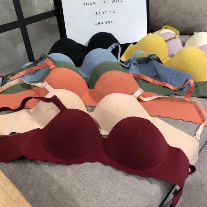 Bh bra seamless sport push up tanpa kawat import