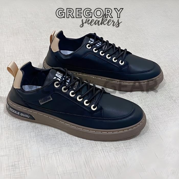 rwci- Menfootgear Gregory Sepatu Sneakers Pria Sepatu Casual Shoes Karet Empuk Hitam Putih