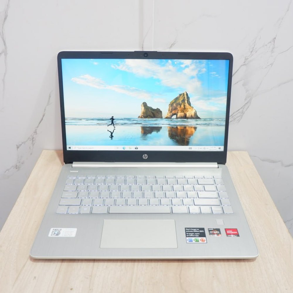 Laptop HP 14s-fq2002AU AMD Ryzen 5 5625U RAM 16GB SSD 512GB Build Quality Mantap Second Berkualitas 