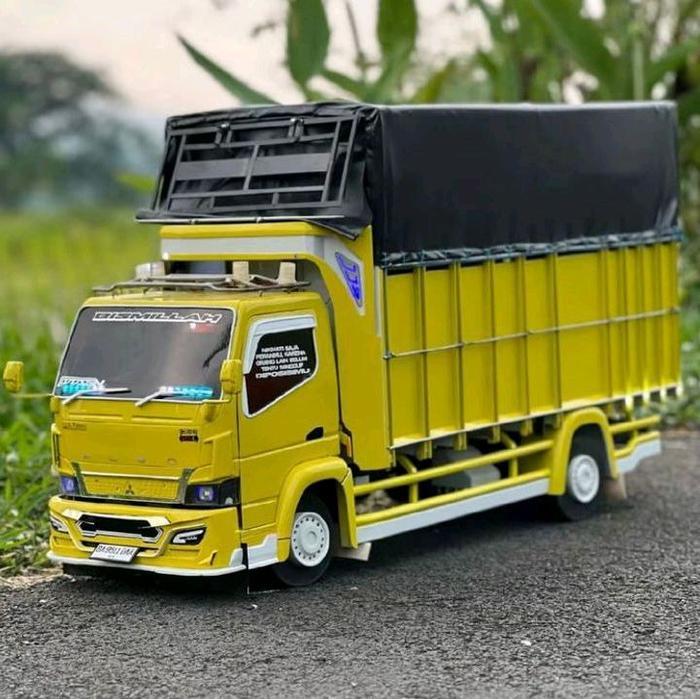 Miniatur Truk Oleng Jumbo 30 Cm Miniatur Truk Oleng Besar Ukuran Jumbo Lampu Terpal Original
