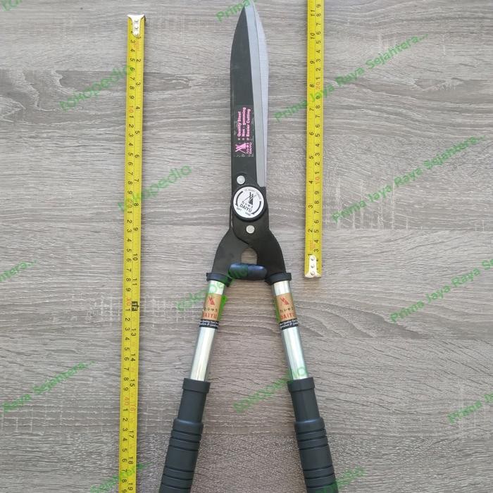 Pilihan- Gunting Rumput Taman Daiyu