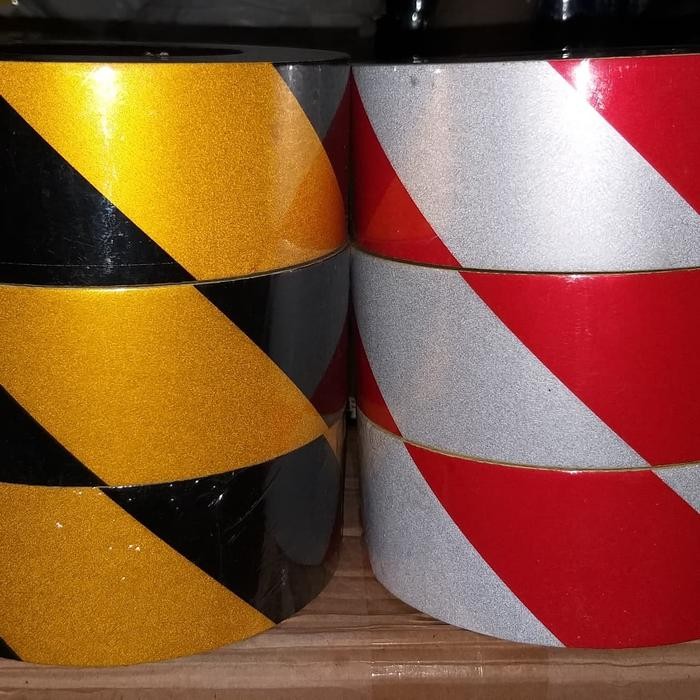 

Sticker Reflector Reflektor Tape 2"X 45Meter/Stiker Kuning Hitam No 3M