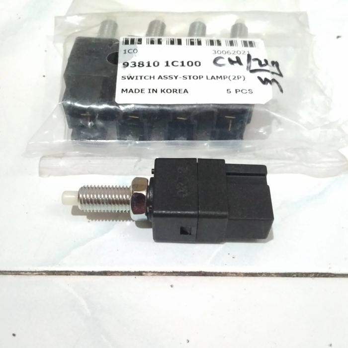 switch rem stoplamp hyundai atoz Verna Avega getz i10 kia visto