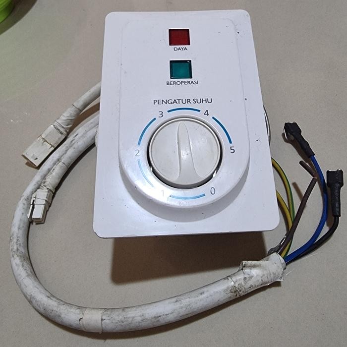 Tombol Pengatur Suhu Set Thermostat Freezer Box Polytron Pcf-117