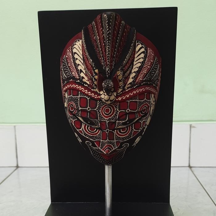 Pajangan Plakat Topeng Kayu Batik Hiasan Meja Topeng