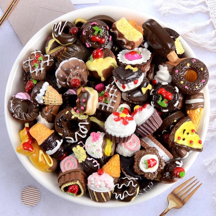 Resin Kue Donat 1pack isi 10pcs Permen Es krim Mix Miniatur Dollhouse DIY Project Makanan Dessert