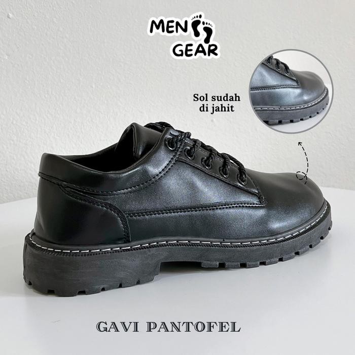 MENFOOTGEAR Gavi Sepatu Pantofel Pria Sepatu Kerja Kantor Formal Sepatu Sekolah Docmart Hitam