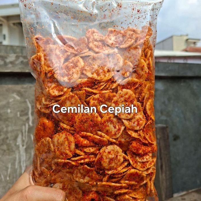 

Pilihan- Seblak Kerupuk Bawang Putih Pedas Daun Jeruk 500 Gram