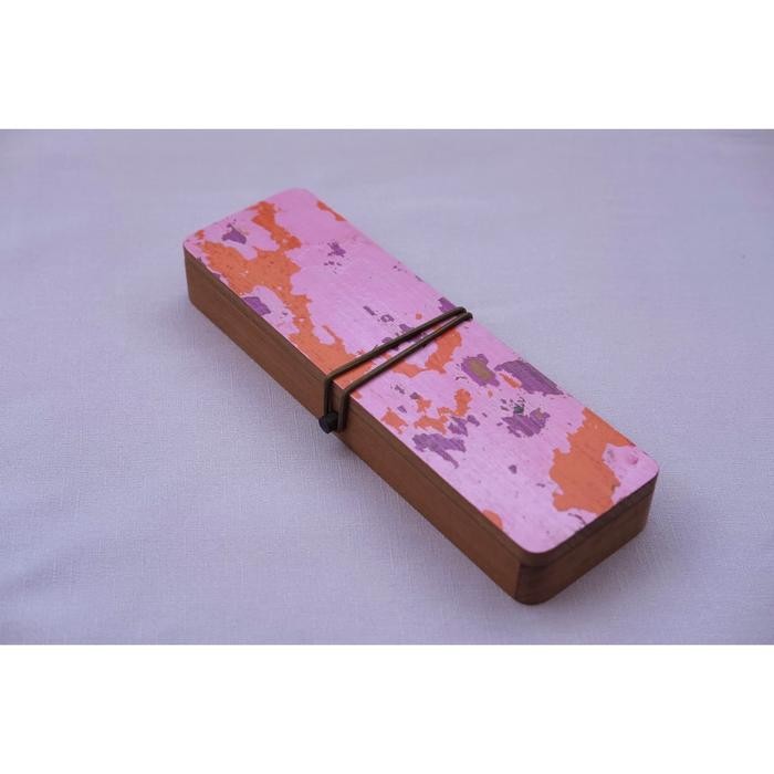 

WOODEN PENCIL CASE - CUSTOM STATIONERY