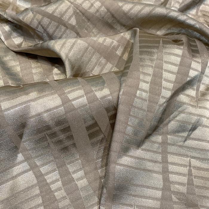 

JACQUARD SILK VSJ D4 LEBAR KAIN 1.50M - SATIN, JILBAB KODE 336