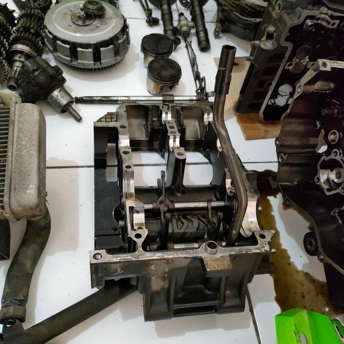 Crankcase Atas Ninja 250 R Karbu 4Tak Krengkes Rengkes Kalter Mesin 2Nd