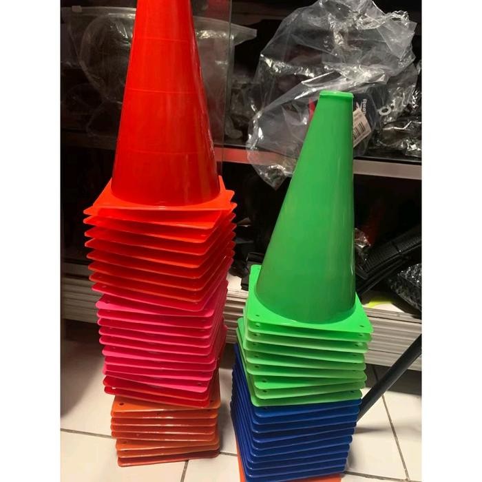 ka1t- 1 Pcs Cone Kun Olahraga Murah Promo, Cone Bola Futsal Basket Voli, Cone Kerucut, Cone
