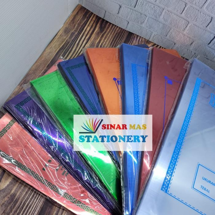 Pilihan- Plastik Jilid Mika Film 0.10 Mm Mica Warna Folio F4 King Aks Aquarius