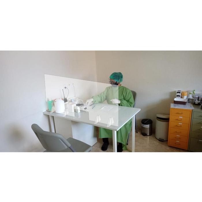 Sekat Akrilik / Pembatas / Partisi Meja Kasir 120 x 70 cm