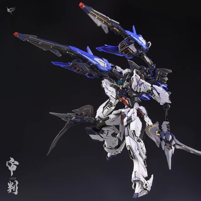 Pilihan- Zero Gravity Moonlight Judgment Judge Plastic Mokit 1/100 Metal Frame