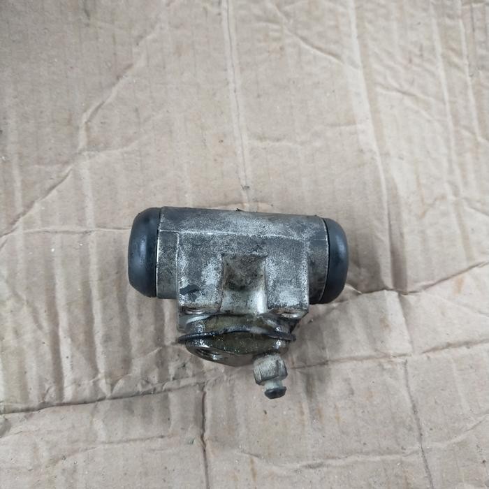 silinder rem belakang hyundai Trajet