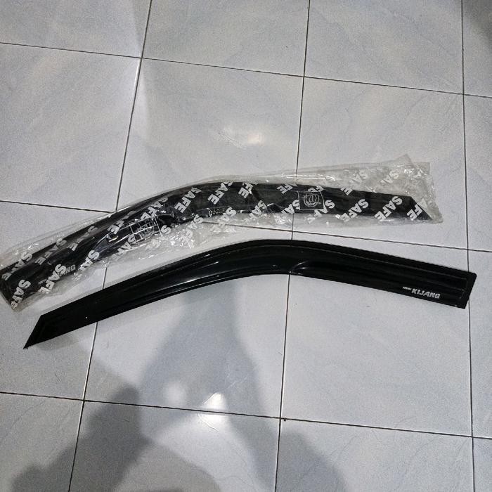 talang air mobil kijang innova lama warna hitam