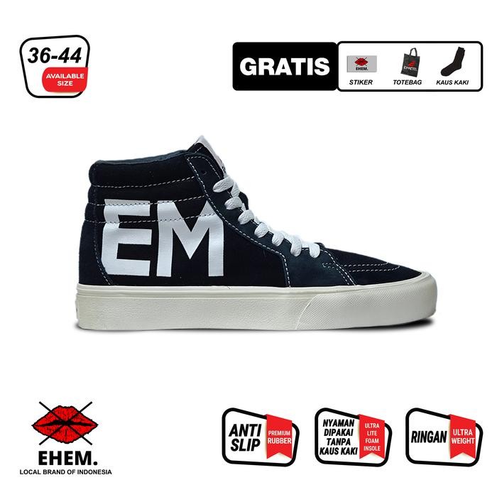 Brodo - Sepatu Sneakers Unisex Pria Wanita Attractive High Black White