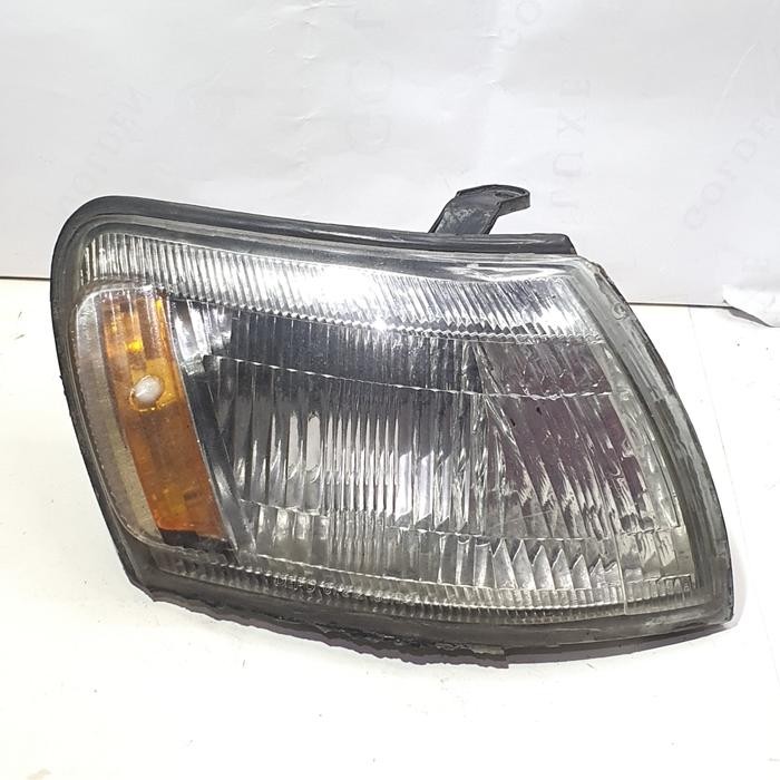 LAMPU SEN SEIN DEPAN KANAN TOYOTA CORONA ABSOLUTE ST191 (FR)