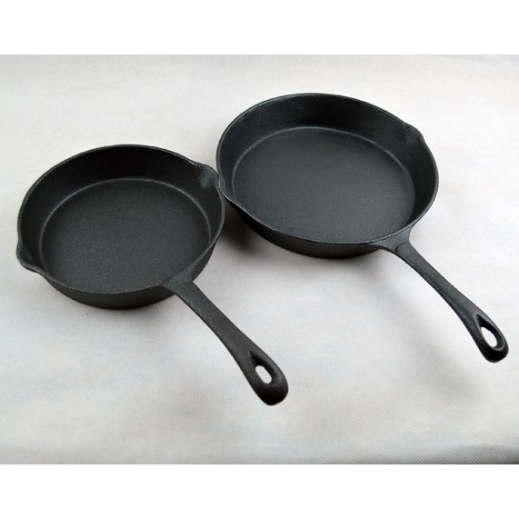 Cast iron fry pan flat bottom pot frying pan 20cm  panela