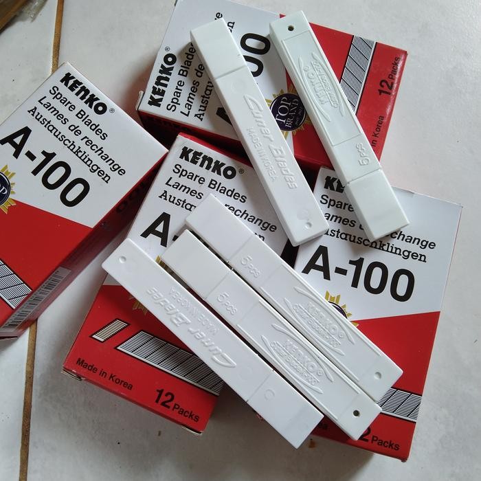 

Pilihan- Isi /Refill Pisau Cutter Kenko A-100 Harga 1 Pack Isi 12 Tube Ori