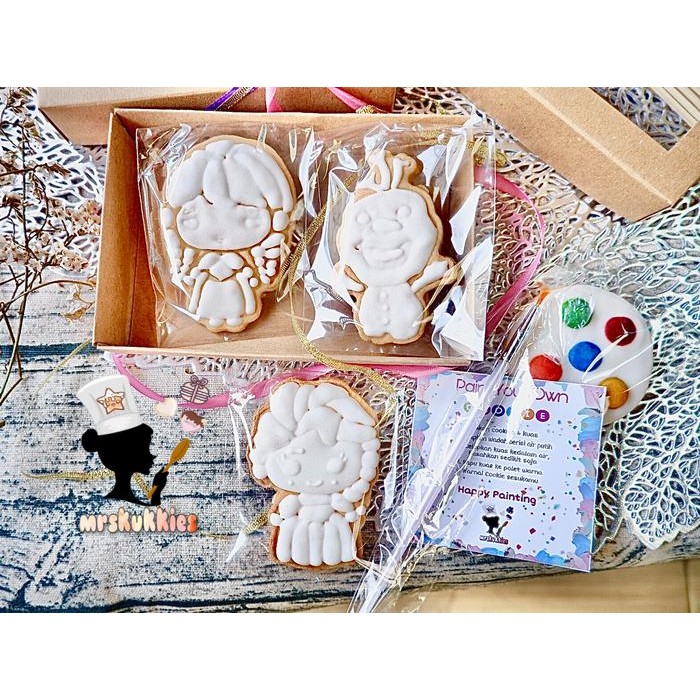 

Stok Baru Paint Your Own Cookie - Frozen