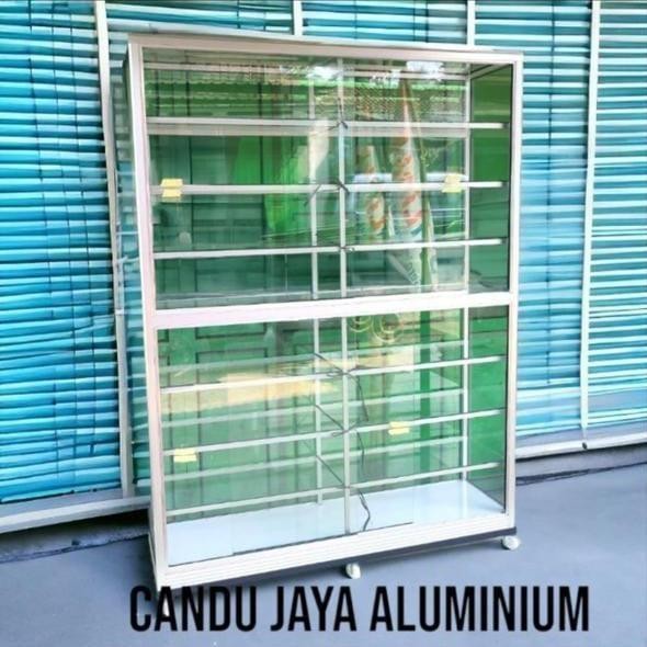 Etalase Kaca Tinggi 200cm panjang 150 cm