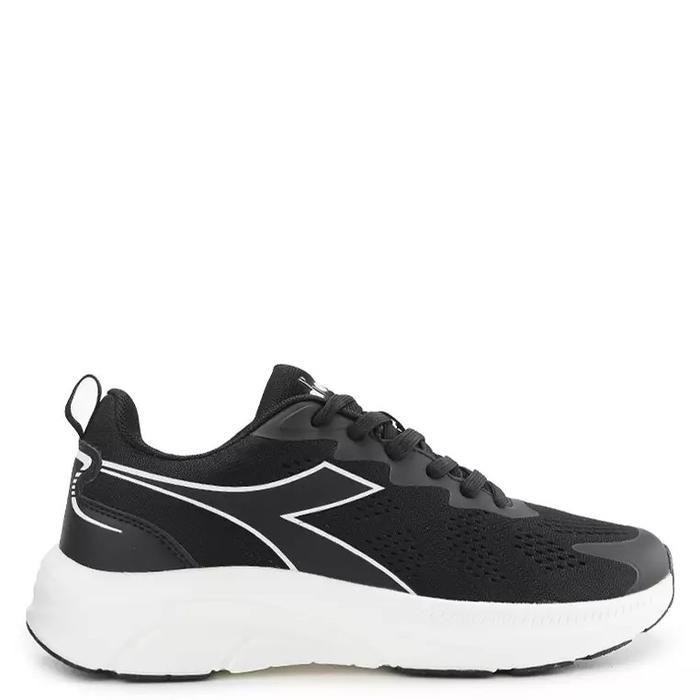 Diadora Sepatu Lari Pria MACO Black DIARW240868B Outdoor Running dengan Desain Hitam Elegan untuk