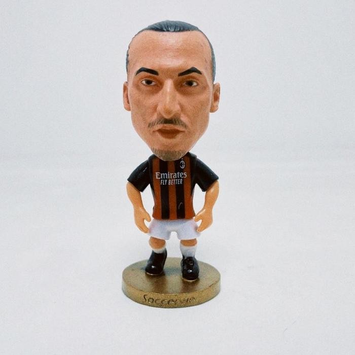 q9v5- Action Figure Zlatan Ibrahimovic Ac Milan 2020 Soccerwe